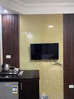 Golden Pyramids Inn