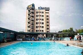 Buraha Zenoni Hotel and Resort