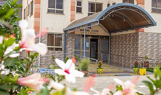 Buraha Zenoni Hotel and Resort