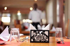 Buraha Zenoni Hotel and Resort