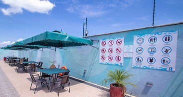 Buraha Zenoni Hotel and Resort