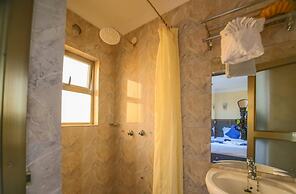 Buraha Zenoni Hotel and Resort