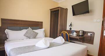Buraha Zenoni Hotel and Resort