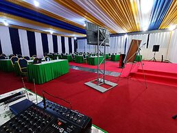 Buraha Zenoni Hotel and Resort