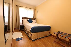 Buraha Zenoni Hotel and Resort