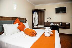 Buraha Zenoni Hotel and Resort