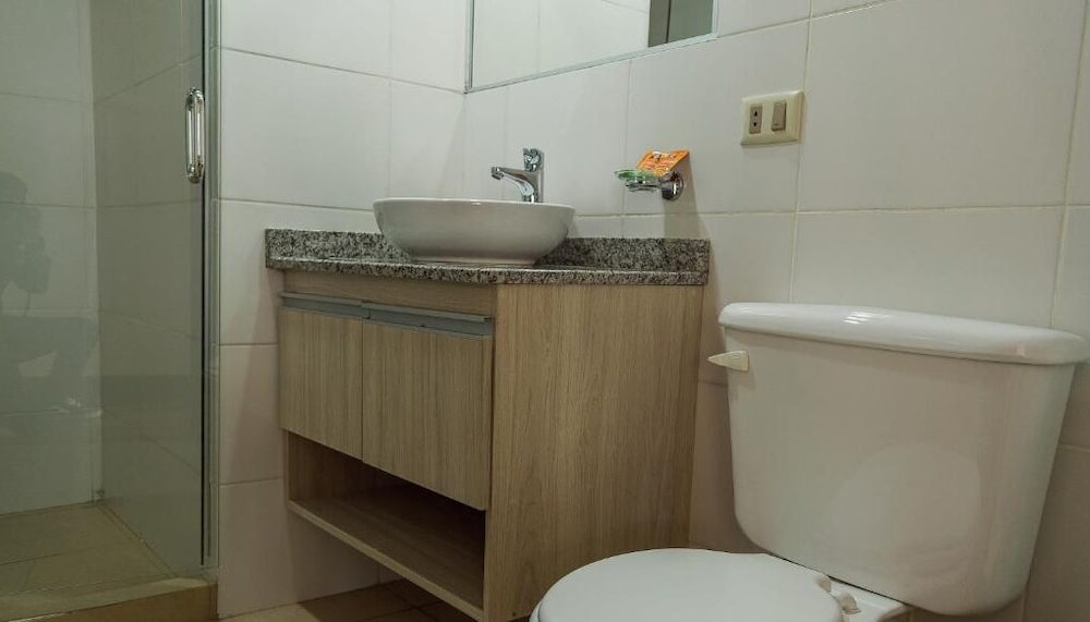 Hotel Luxstone Executive Suites