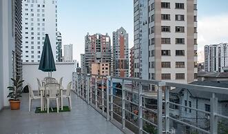 Hotel Luxstone Executive Suites