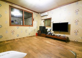Whitehouse Motel