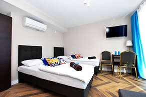 DUKES Apartments - Old Town