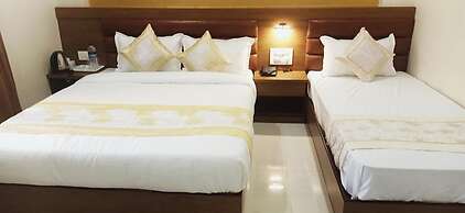 Hotel Crystal Luxury INN