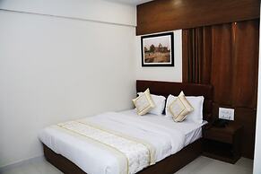 Hotel Crystal Luxury INN