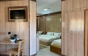 Hotel Oasis Palace