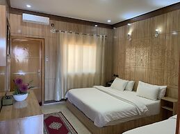 Hotel Oasis Palace