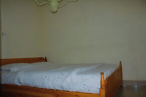 Fidos Guest House