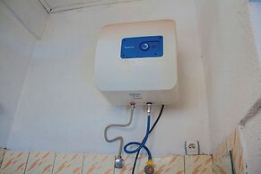 Fidos Guest House