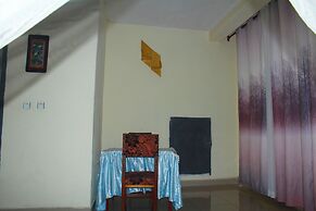 Fidos Guest House