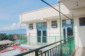 Fidos Guest House