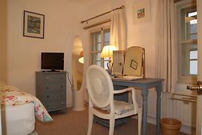 Frog Palace