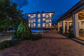 Mini hotel Platan