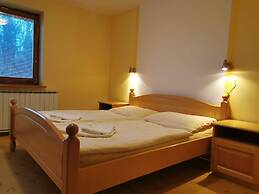 Rooms and Apartments Panker