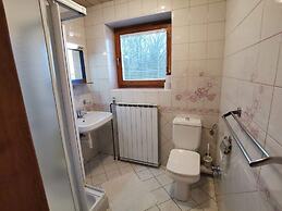 Rooms and Apartments Panker