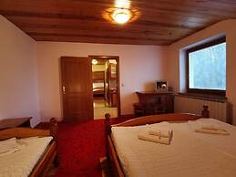 Rooms and Apartments Panker
