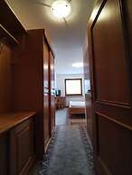 Rooms and Apartments Panker