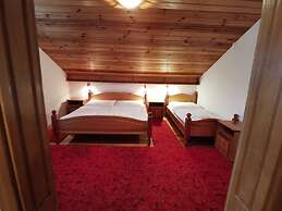 Rooms and Apartments Panker