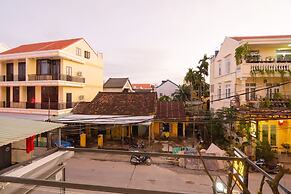 The Lit Villa