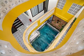 The Lit Villa