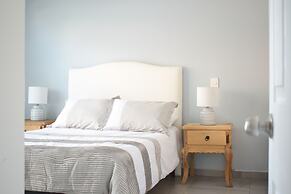 Apartment on the Beach - H-2