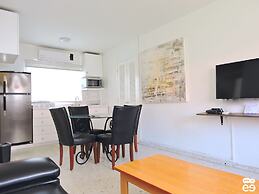 Apartment on the Beach - H-3