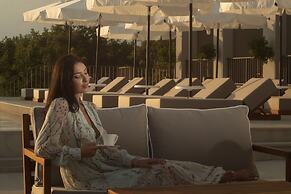 Vivid Blue Serenity Resort