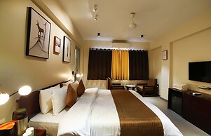 Hotel Marigold With Swimming Pool By SAH