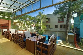 Hotel Marigold With Swimming Pool By SAH