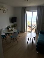 Sunny Apartments