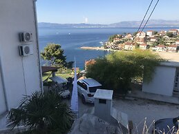 Sunny Apartments