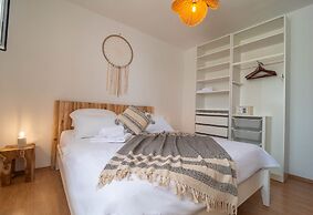 Sunny Apartments
