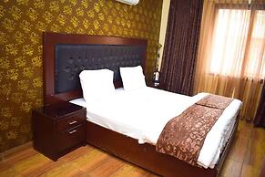 Hotel Prestige