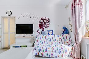 Shark Apartment