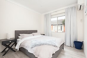 Comfy & Convenient Homebush West