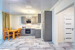 Apartment Voskresenska 18