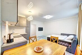 Apartment Voskresenska 18