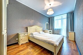Apartment Voskresenska 18