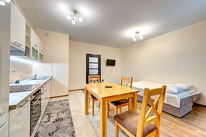 Apartment Voskresenska 18