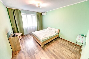 Apartment Voskresenska 18