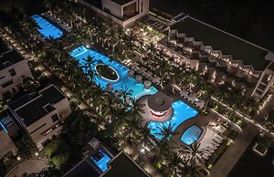 Shilla Monogram Danang