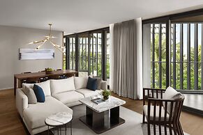 Shilla Monogram Danang