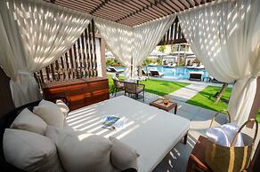 Shilla Monogram Danang